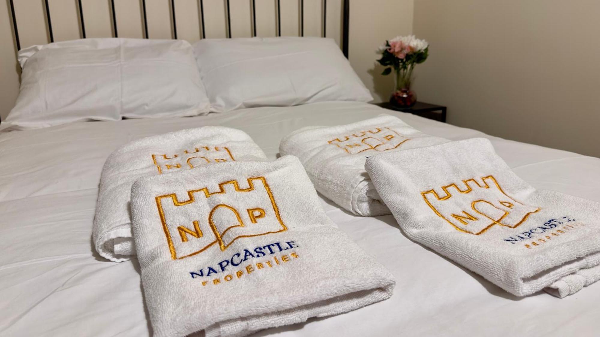 Napcastle Caledonian Park Hotel Londres Exterior foto
